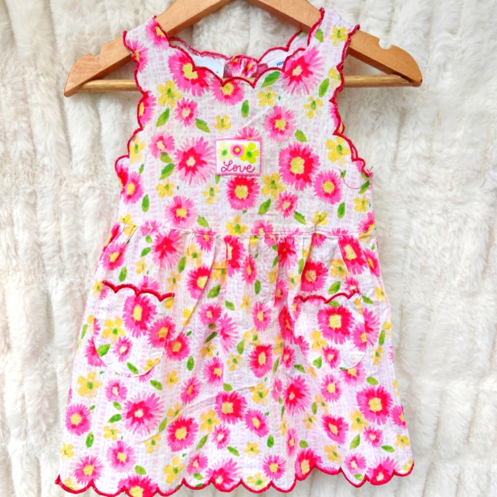 Cute vintage dress size 18 months